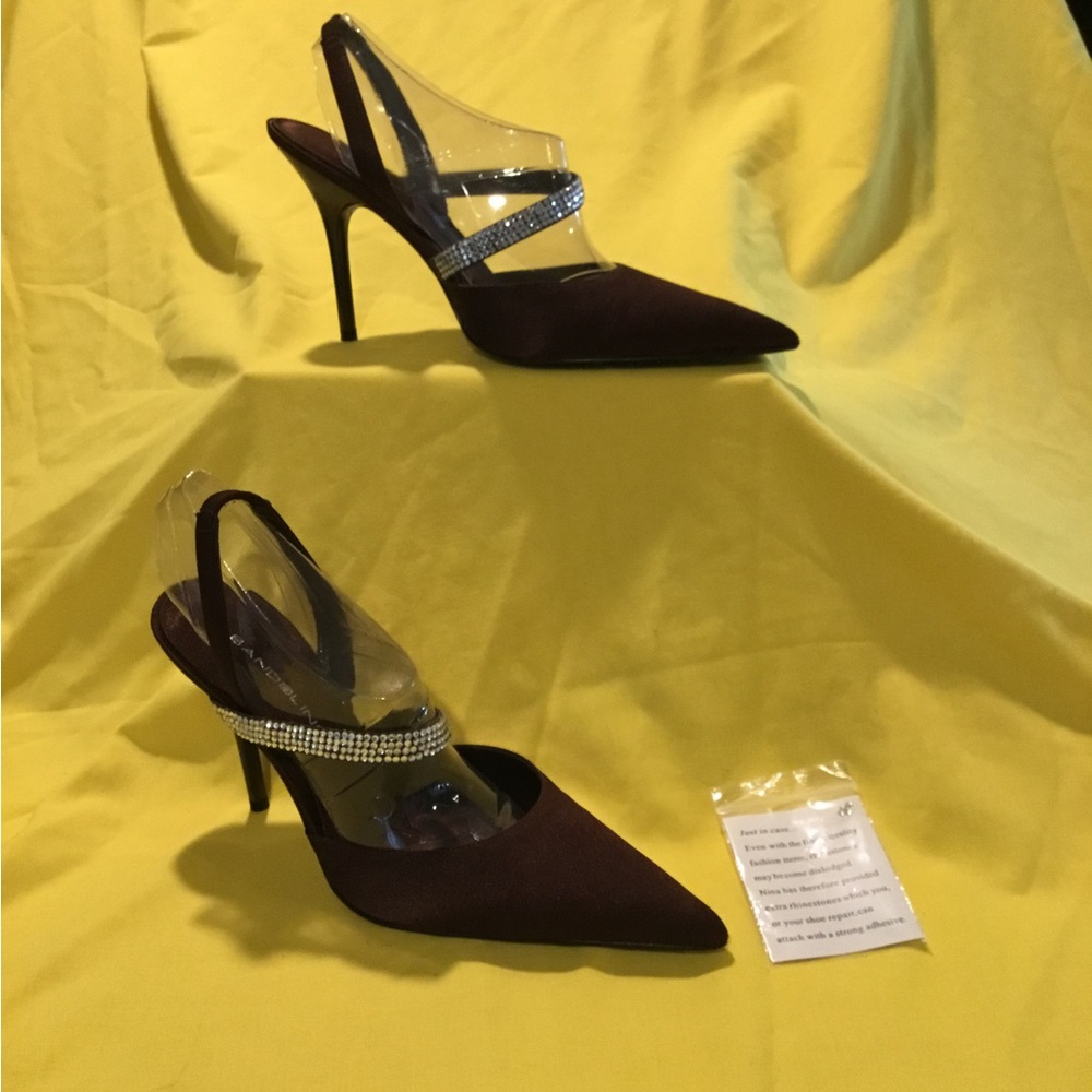 Bandolino Women’s Burgundy Heels with Rhinestone Straps SZ 8.5 NWT